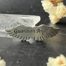 画像1: 英国ヴィンテージ Guardian Angelピューターブローチ「英国の守護天使からの贈り物」守護天使 羽モチーフ　イギリス製 アンティークアクセサリー (1)