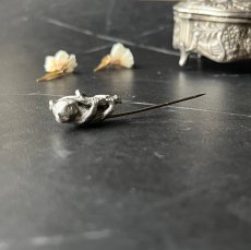 画像7: 英国ヴィンテージ コアラ ピューター製スティックピンGENUINE PEWTER 「旅の途中で出会った、しがみつき上手な癒し系」 (7)