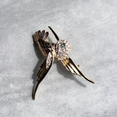 画像8: 英国ヴィンテージ ハチドリブローチ 「愛と喜びを運ぶ神秘の翼」 (8)