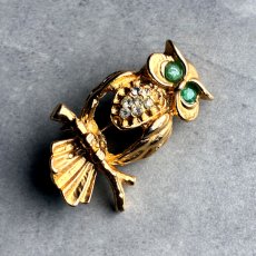 画像17: 英国 1970's 翡翠の瞳 フクロウのブローチ (17)