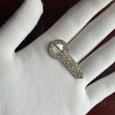 画像20: 1900〜1920年 英国アンティーク ラインストーンブローチ アールデコ時代 幸運をひらく鍵  (20)