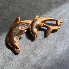 画像7: 英国ヴィンテージブローチ｜親子イルカの絆 (7)