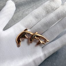 画像10: 英国ヴィンテージブローチ｜親子イルカの絆 (10)