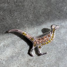 画像5: 英国ヴィンテージブローチ｜春の光をまとった小鳥 (5)