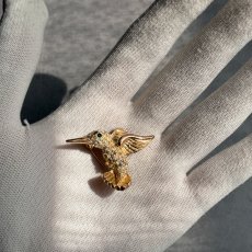 画像8: 光を運ぶ翼──英国ヴィンテージ ハチドリラインストーンブローチ (8)