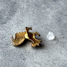 画像6: 朝の光を運ぶ英国ヴィンテージの鶏ブローチ ― 祝福を告げる小さな晴れやかさ (6)