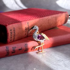 画像2: 英国ヴィンテージブローチ｜静かな湖に佇むサギの、月光をまとった宝石ブローチ (2)