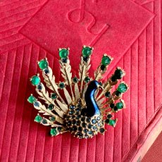 画像3: 英国ヴィンテージブローチ｜光を纏い、誇りを広げる孔雀のブローチ (3)